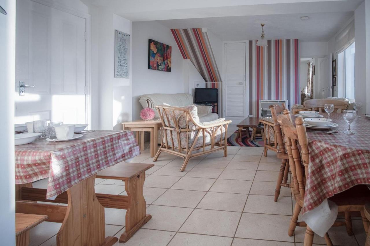 Maytree Cottage - 4 Bedroom Holiday Home - Тенбі Екстер'єр фото